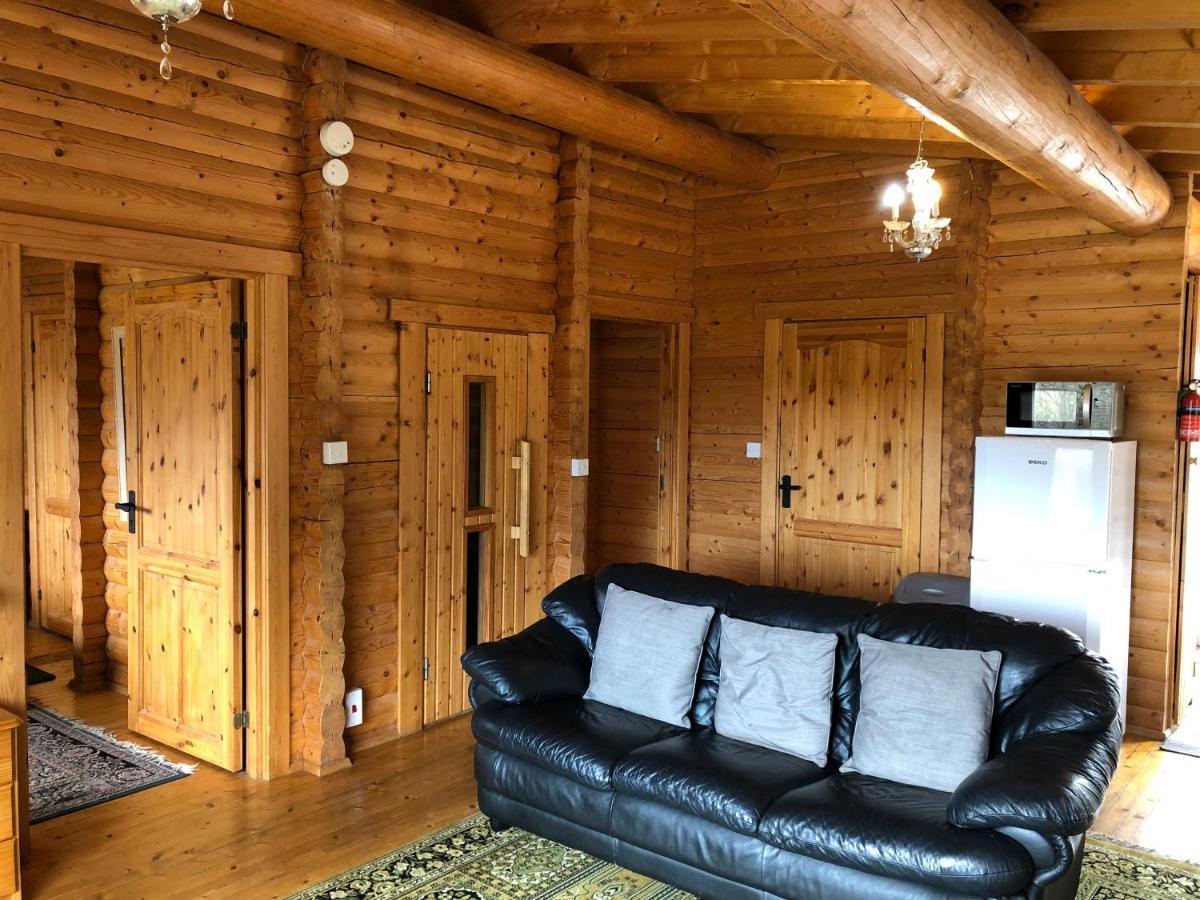 Glenbeag Mountain Lodges Spittal of Glenshee Zewnętrze zdjęcie